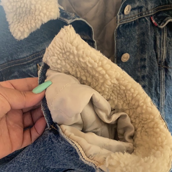 Jean jacket - Picture 2 of 3